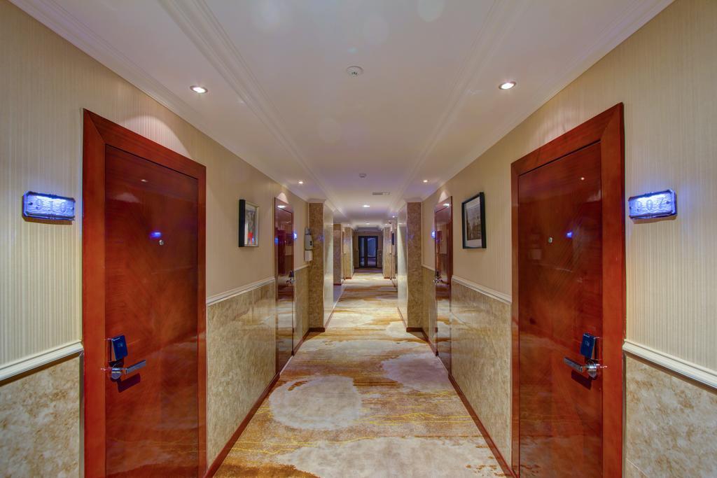 Hotel Lulu Бішкек Екстер'єр фото